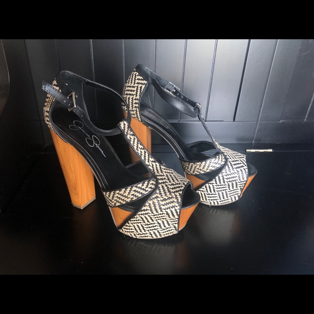Jessica Simpson heels 7